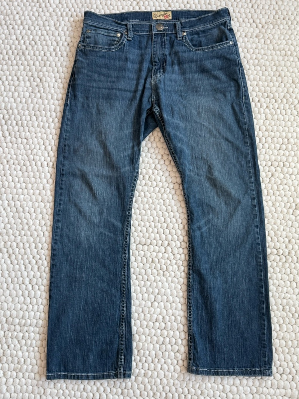 Men's Wrangler20X 34/32 Medium Wash Five Pocket Boot Cut Jeans